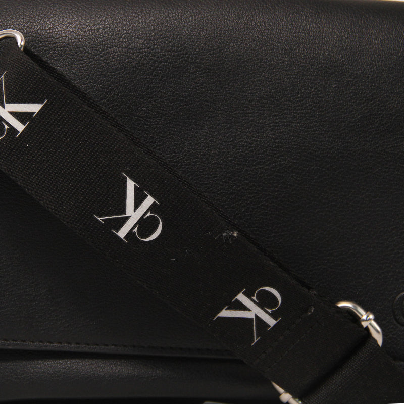 CALVIN KLEIN BAGS ROB320