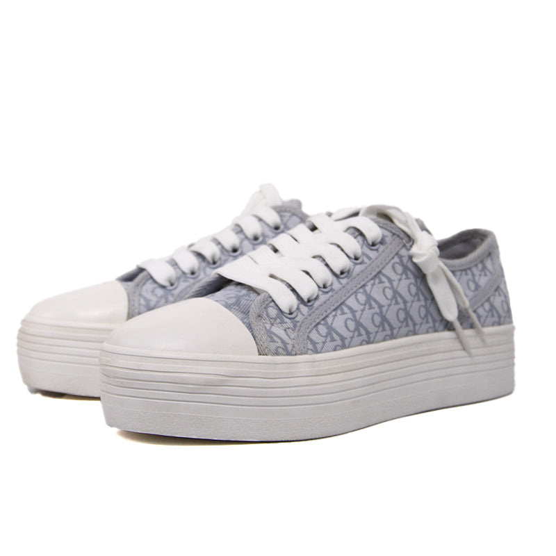 CALVIN KLEIN WOMEN SHOES Size 37 ROW917