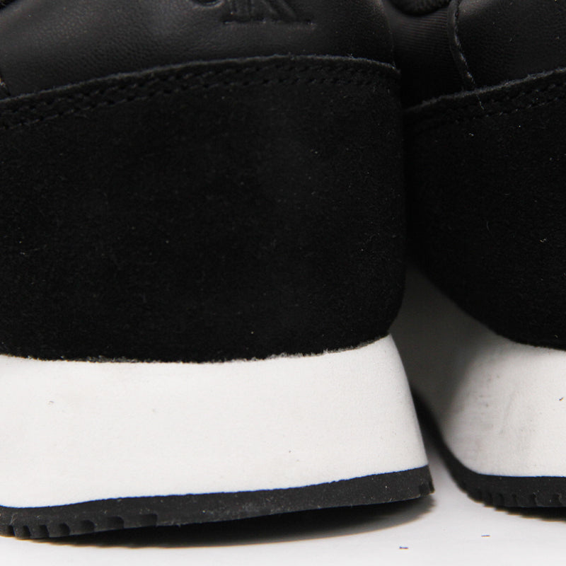 CALVIN KLEIN WOMEN SHOES Size 37 ROW923