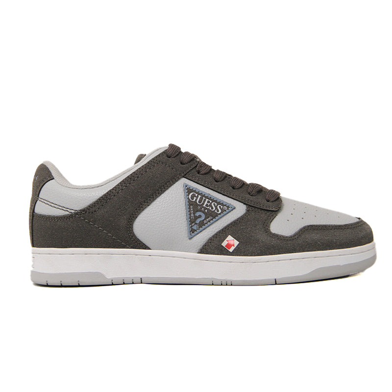 GUESS MEN SHOES Size 41.5 ROM165