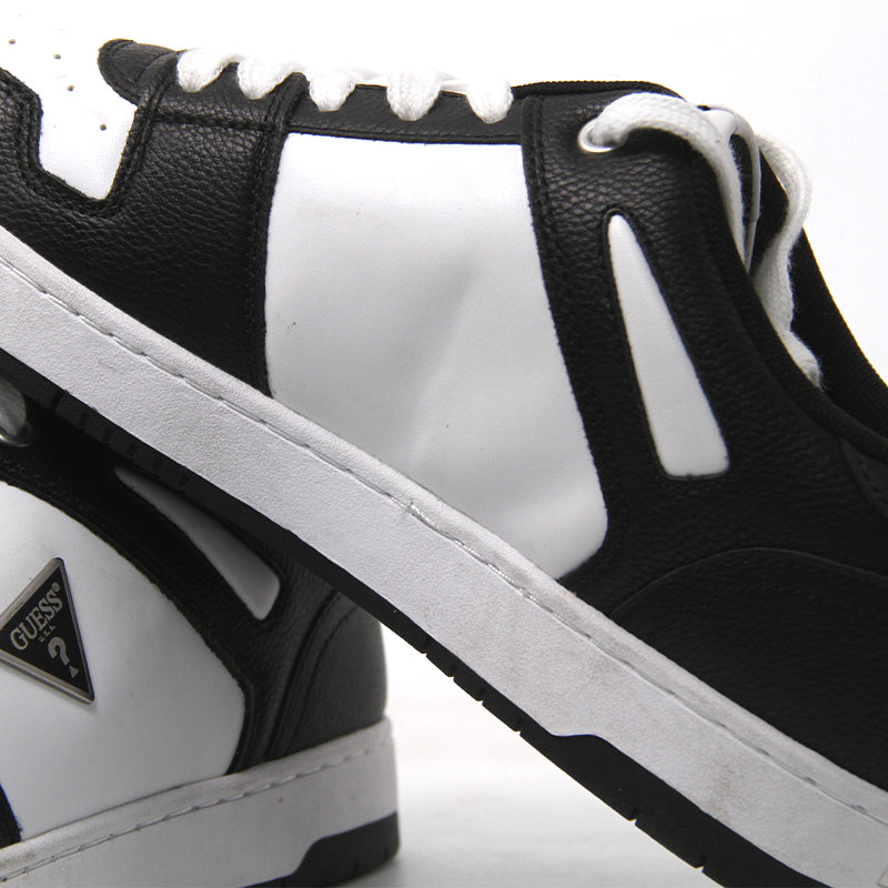 GUESS MEN SHOES Size 42.5 ROM222