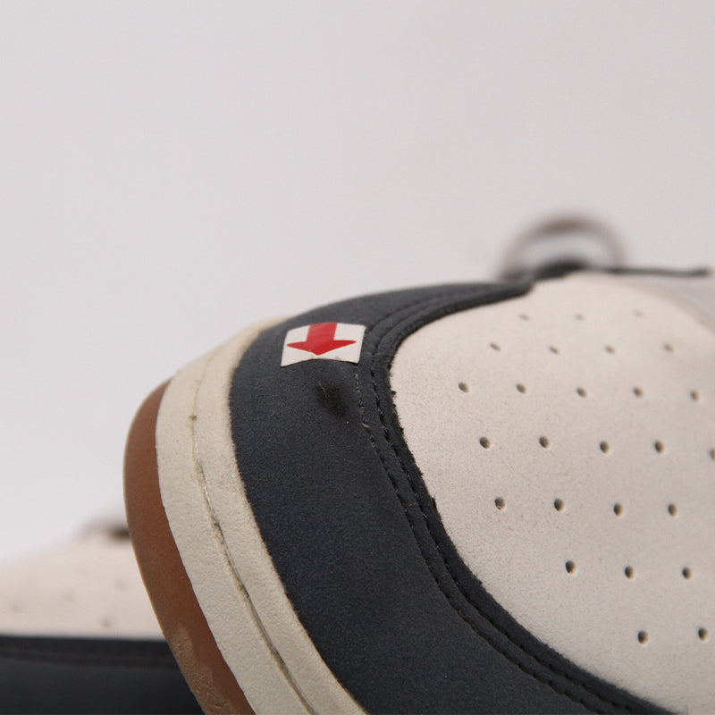 GUESS MEN SHOES Size 42.5 ROM236