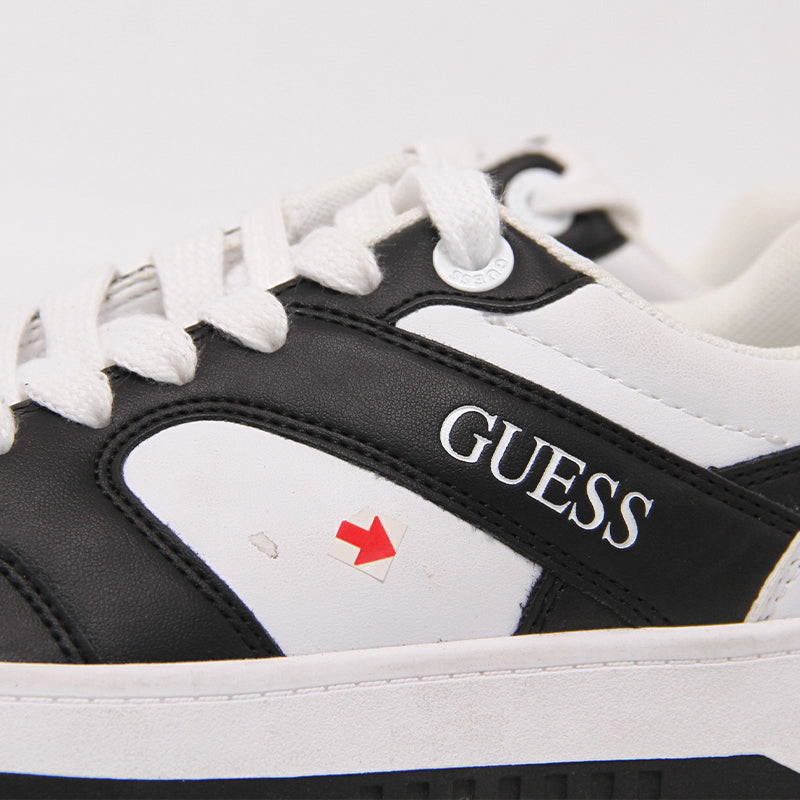 GUESS WOMEN SHOES Size 35.5 ROW127
