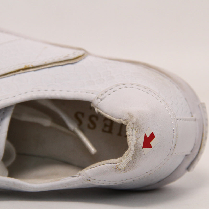 GUESS WOMEN SHOES Size 36.5 ROW558