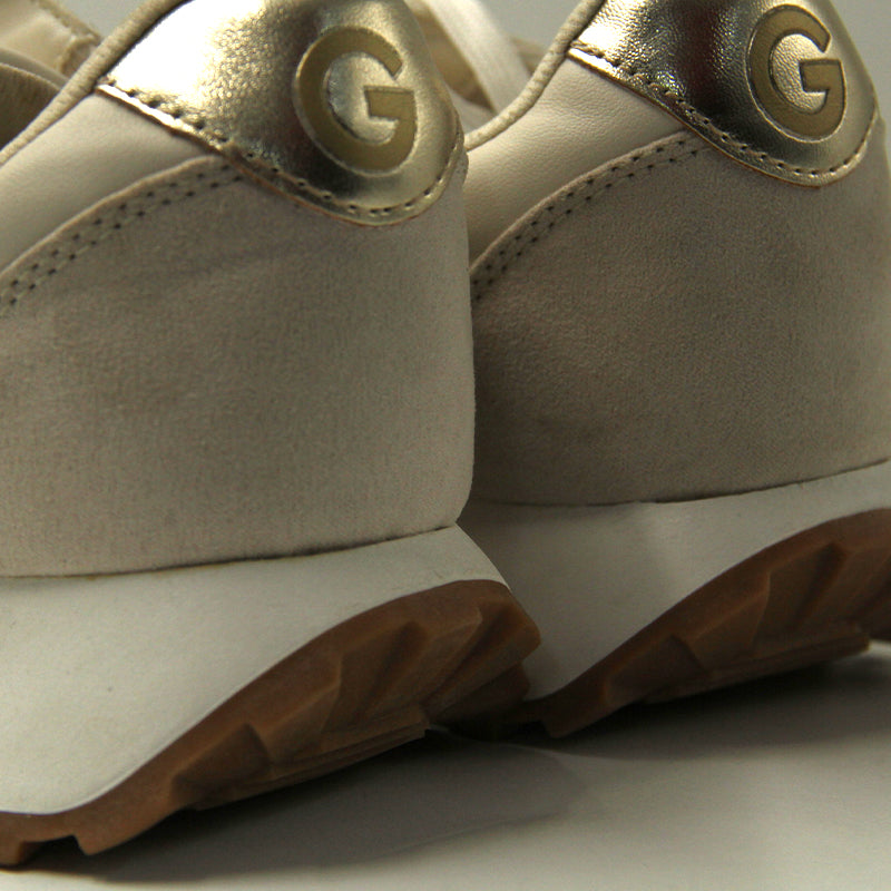 GUESS WOMEN SHOES Size 36 ROW580