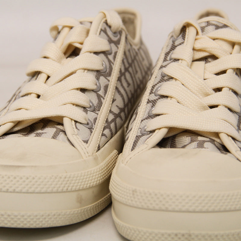GUESS WOMEN SHOES Size 37.5 ROW361