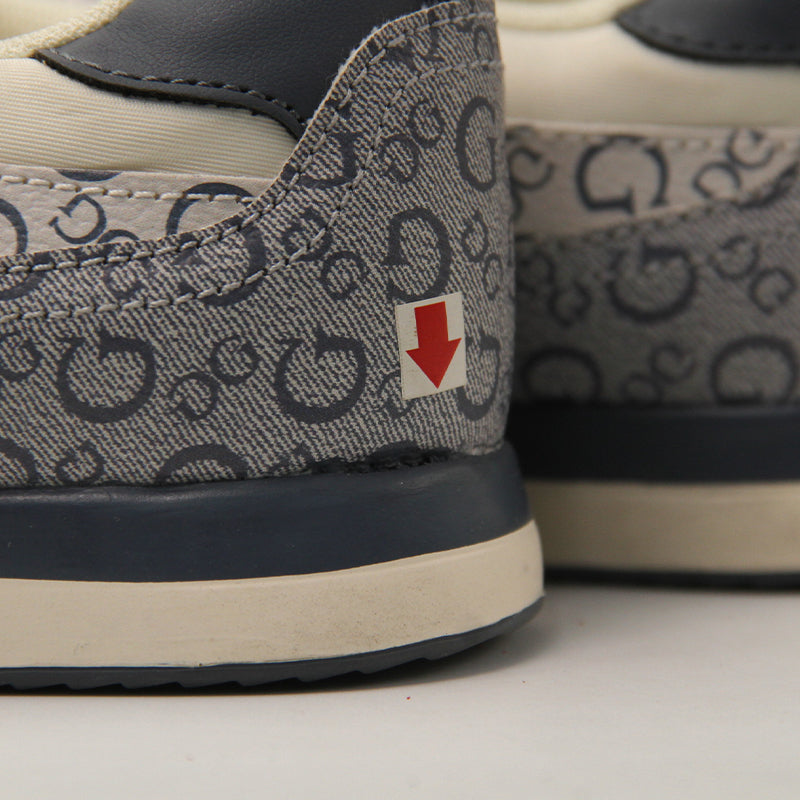 GUESS WOMEN SHOES Size 37.5 ROW487