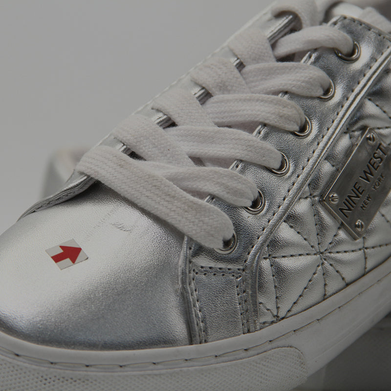 GUESS WOMEN SHOES Size 37 ROW454