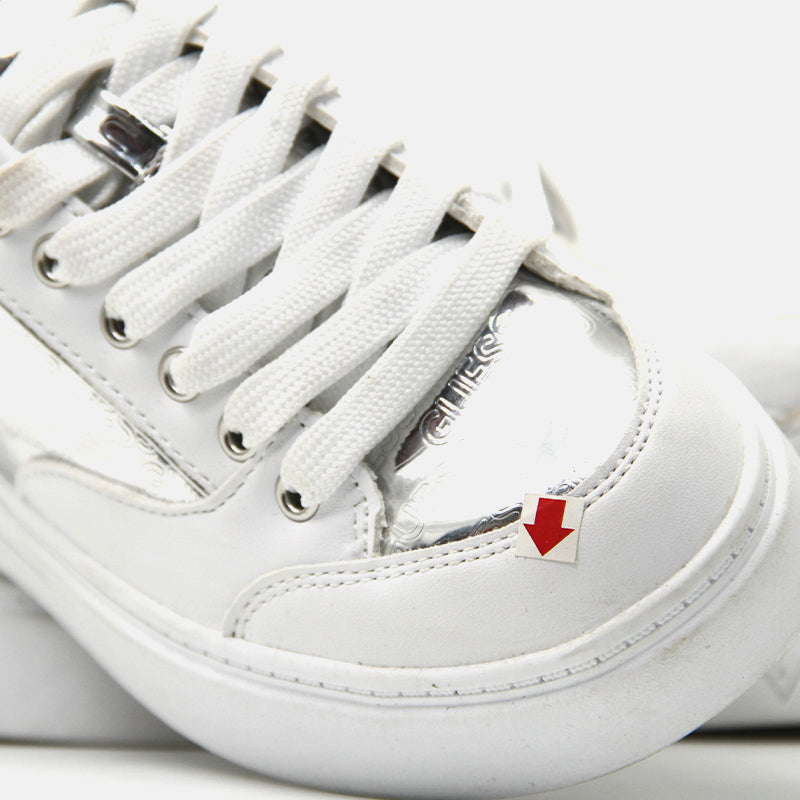 GUESS WOMEN SHOES Size 37 ROW518
