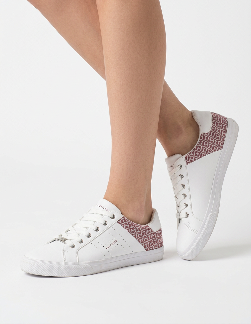 TOMMY HILFIGER WOMEN SHOES Size 38.5 ROW724
