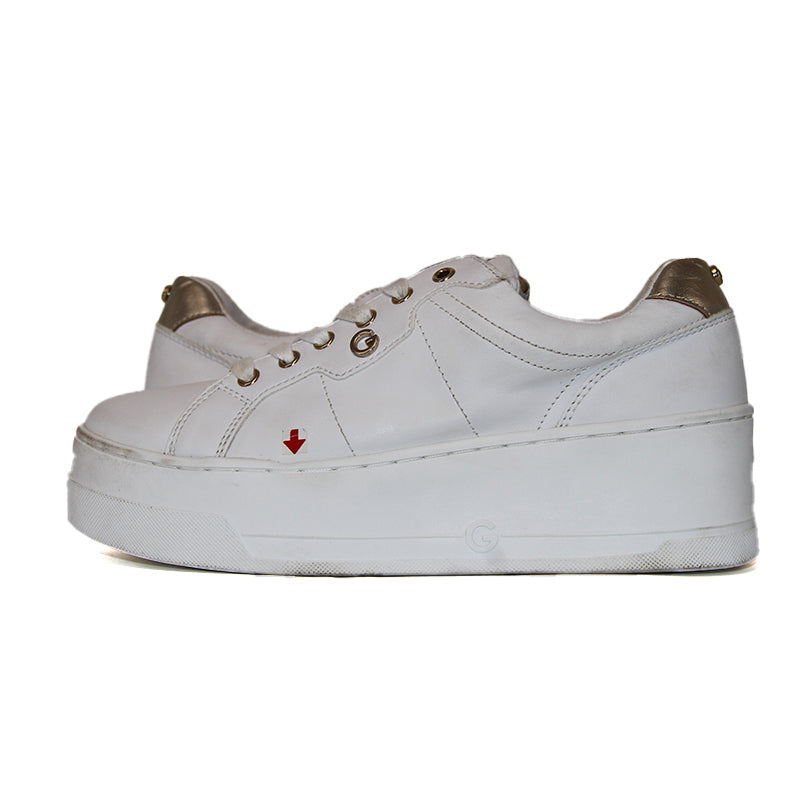 GUESS WOMEN SHOES Size 38 ROW739