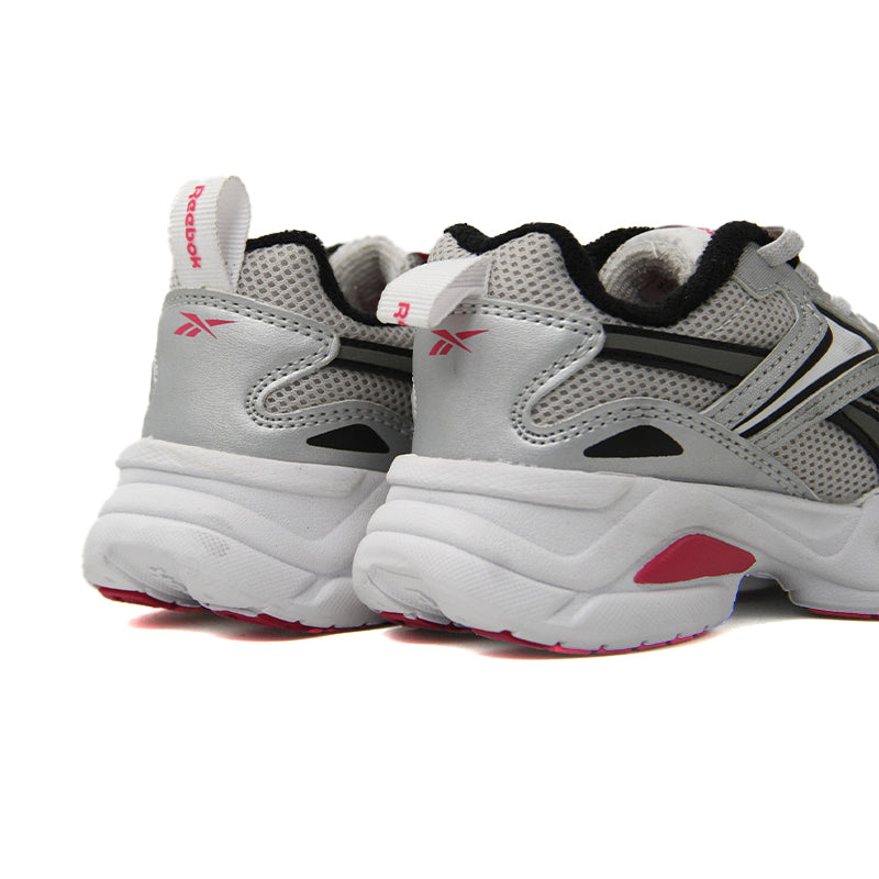 REEBOK KIDS Size 27 ROk1