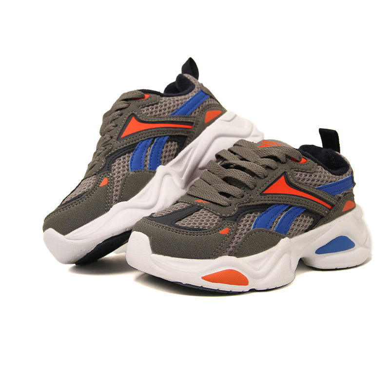 REEBOK KIDS Size 29 ROk7
