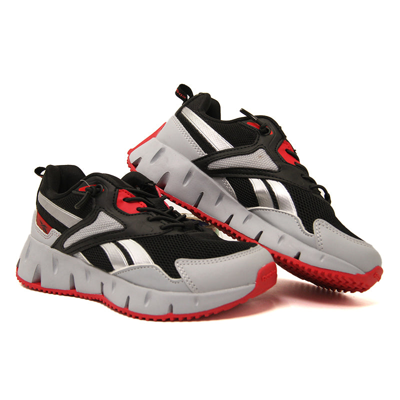 REEBOK KIDS Size 31.5 ROk5