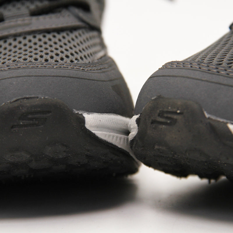 SKECHERS MEN SHOES Size 41 ROM659