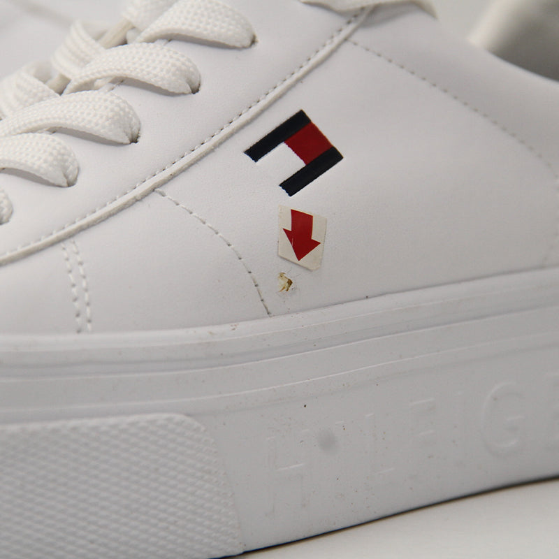 TOMMY HILFIGER WOMEN SHOES Size 37.5 ROW627