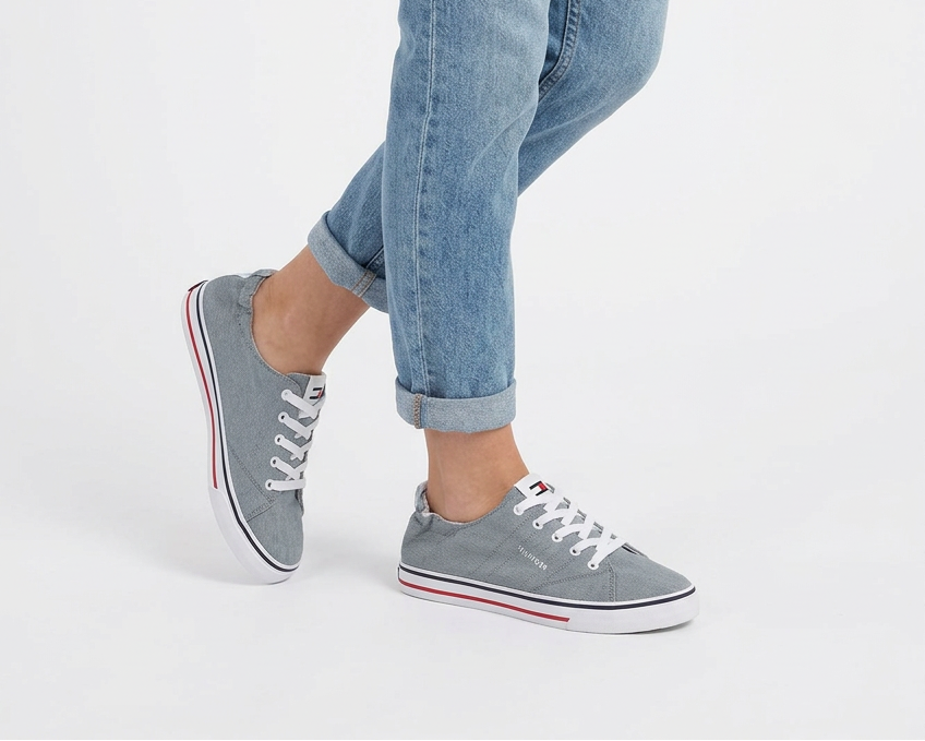 TOMMY HILFIGER WOMEN SHOES Size 38.5 ROW717