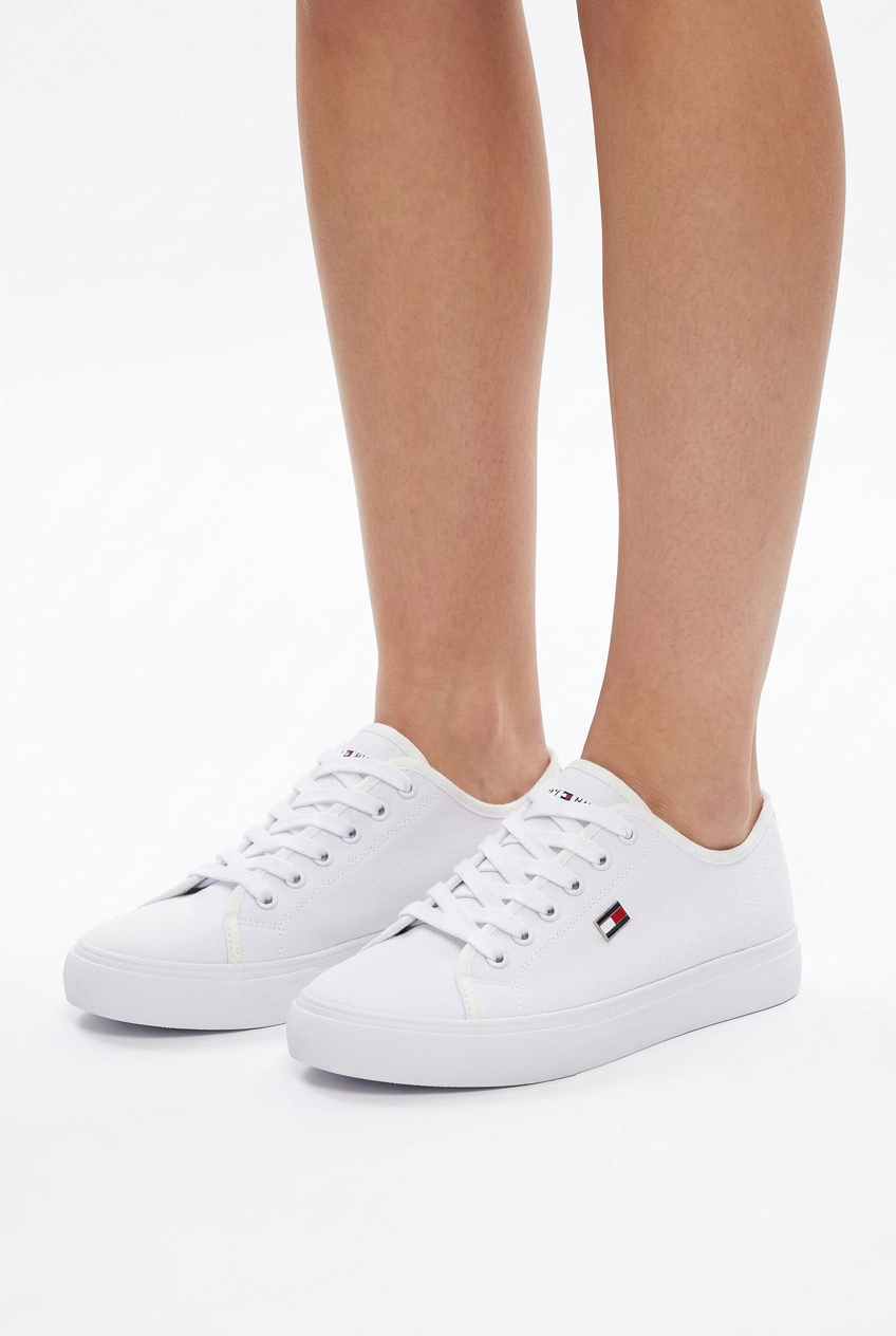 TOMMY HILFIGER WOMEN SHOES Size 38.5 ROW748