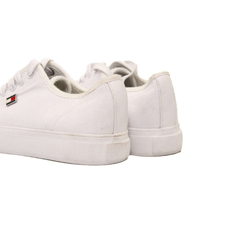 TOMMY HILFIGER WOMEN SHOES Size 38.5 ROW761
