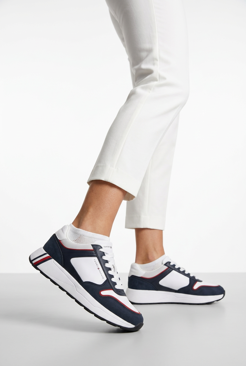 TOMMY HILFIGER WOMEN SHOES Size 38 ROW1056