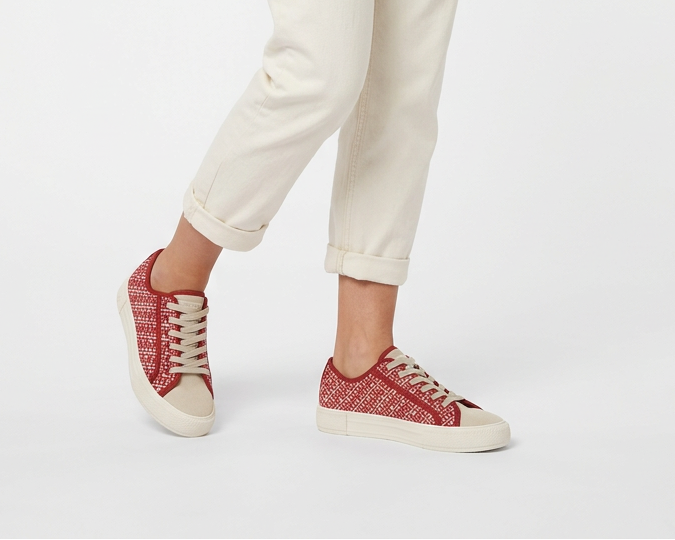 TOMMY HILFIGER WOMEN SHOES Size 38 ROW939