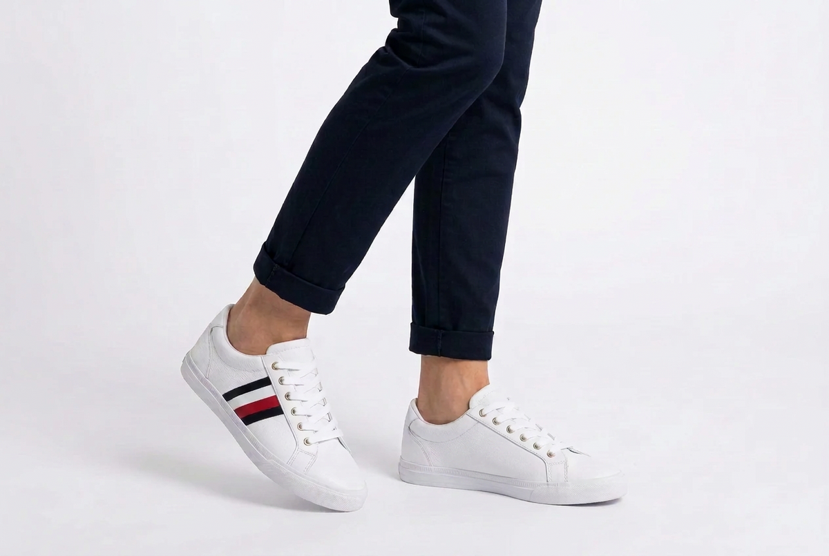 TOMMY HILFIGER WOMEN SHOES Size 38 ROW989