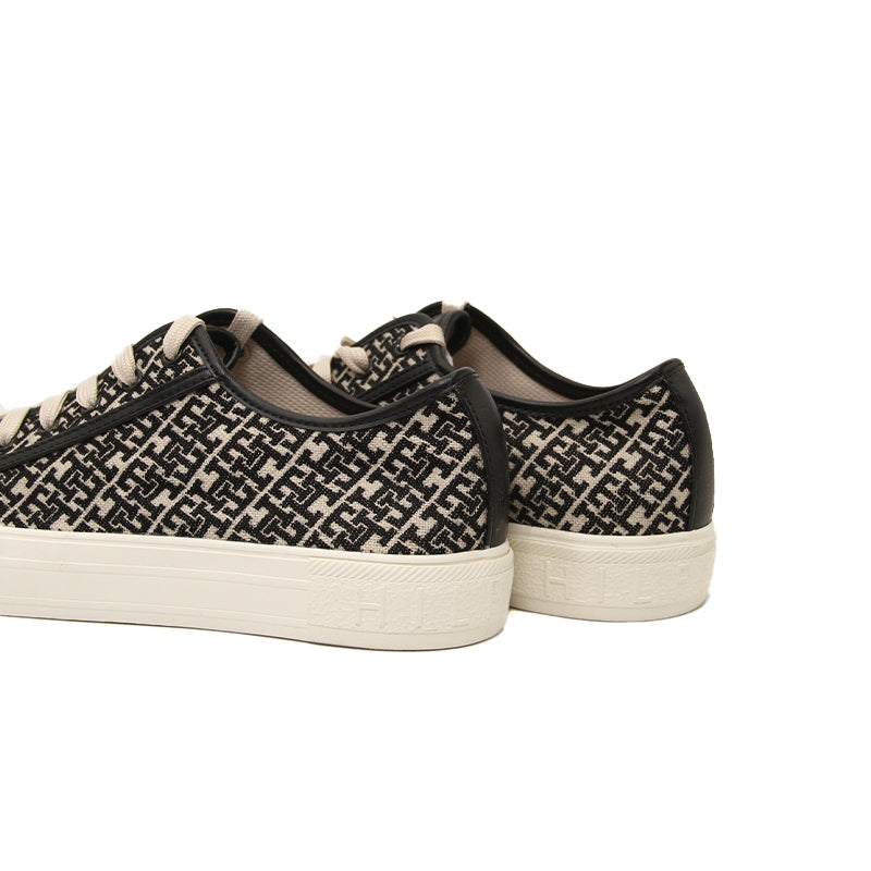 TOMMY HILFIGER WOMEN Size 39 ROW665