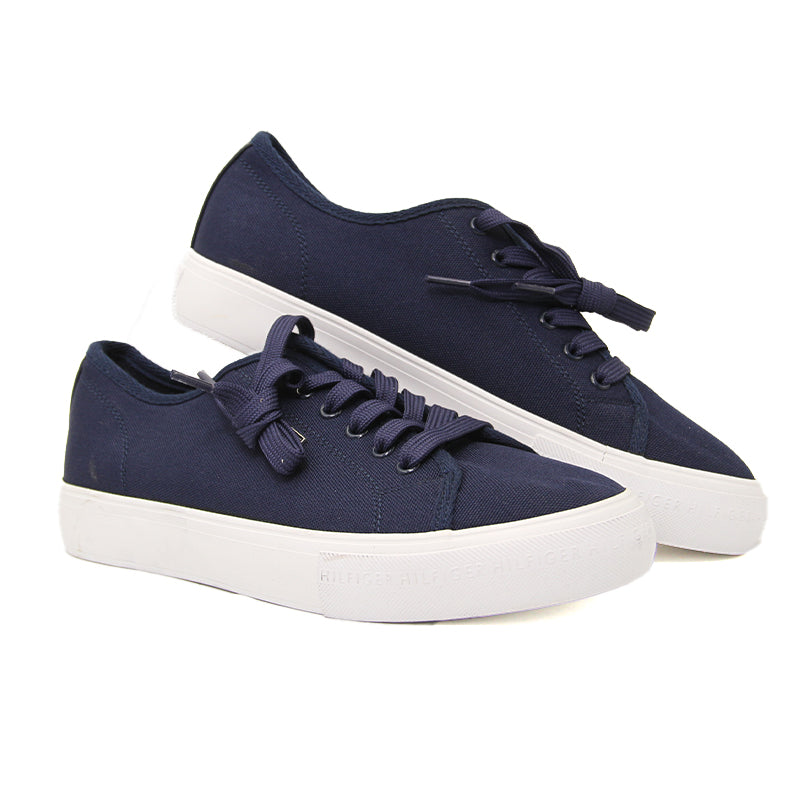 TOMMY HILFIGER WOMEN Size 39 ROW667