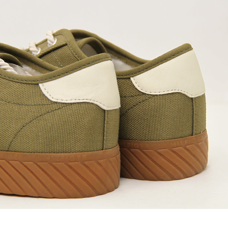 TOMMY HILFIGER WOMEN Size 39 ROW669