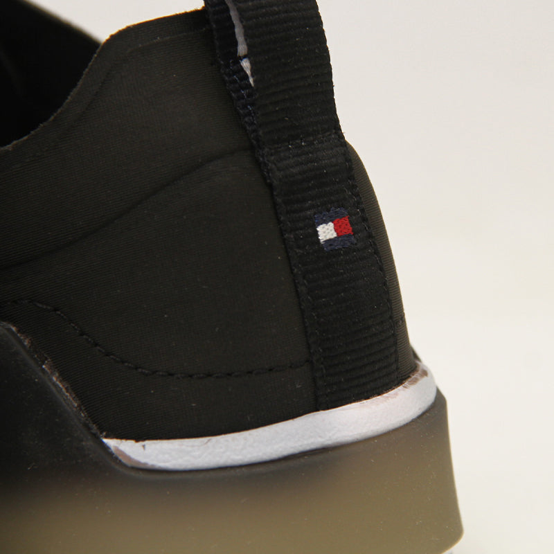 TOMMY HILFIGER WOMEN Size 39 ROW719