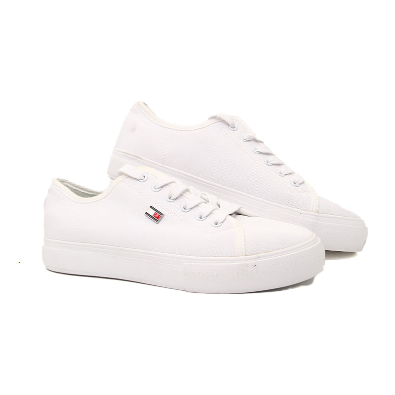 TOMMY HILFIGER WOMEN Size 39 ROW721