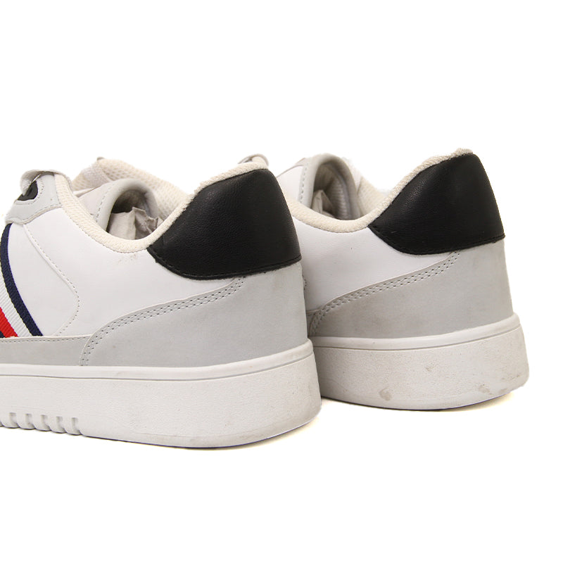 TOMMY HILFIGER WOMEN Size 39 ROW732