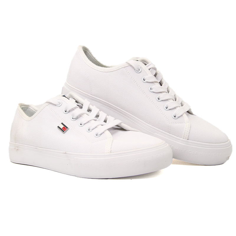 TOMMY HILFIGER WOMEN Size 39 ROW733