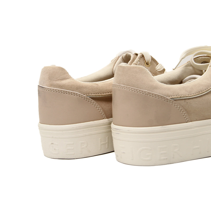 TOMMY HILFIGER WOMEN Size 39 ROW735