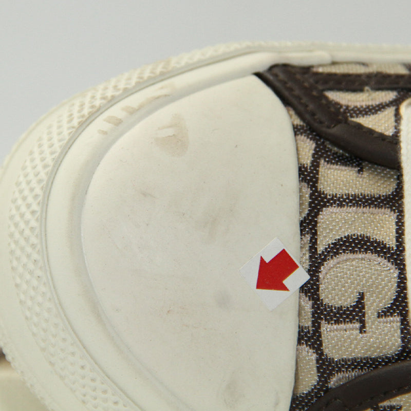 GUESS WOMEN SHOES Size 42 ROW106