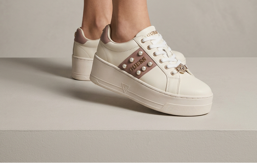 GUESS WOMEN SHOES Size 36 ROW531