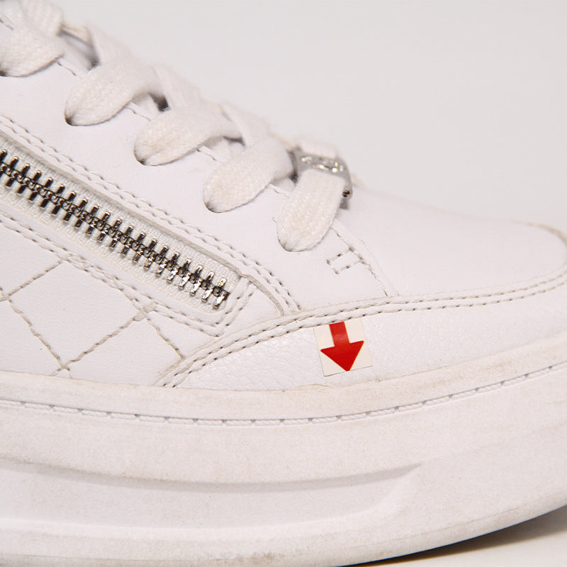 GUESS WOMEN SHOES Size 37.5 ROW261