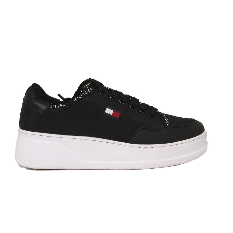 TOMMY HILFIGER WOMEN SHOES Size 38 ROW601