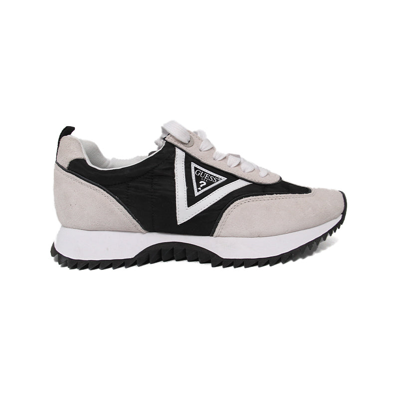 GUESS WOMEN SHOES Size 38.5 ROW539