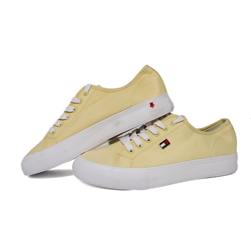 TOMMY HILFIGER WOMEN SHOES Size 39 ROW516