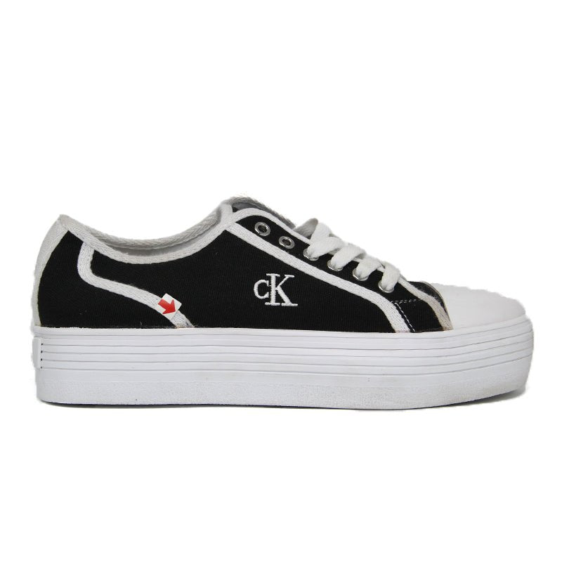 CALVIN KLEIN WOMEN SHOES Size 37 ROW242 - Runner