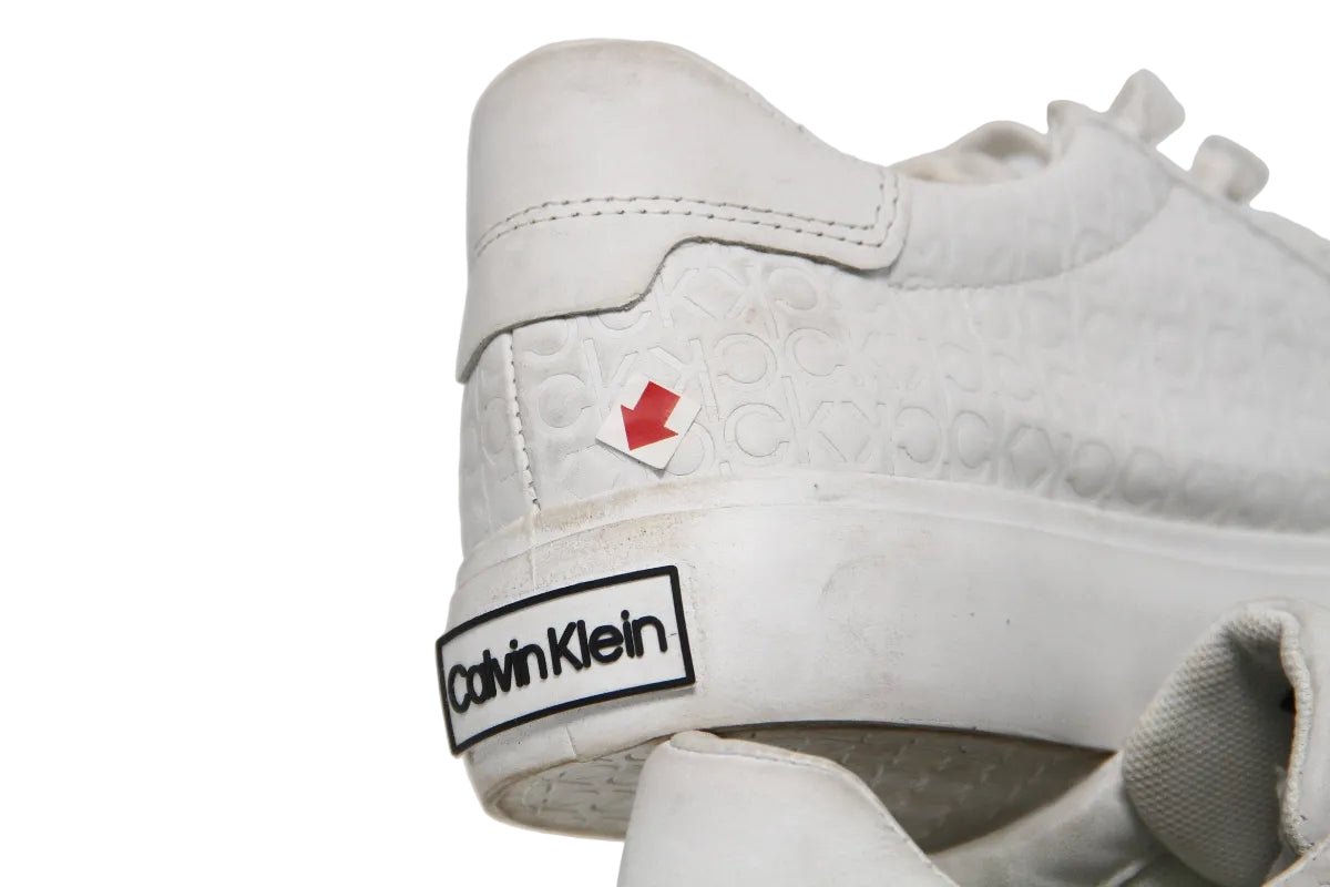 CALVIN KLEIN WOMEN SHOES Size 37 ROW503 - Runner