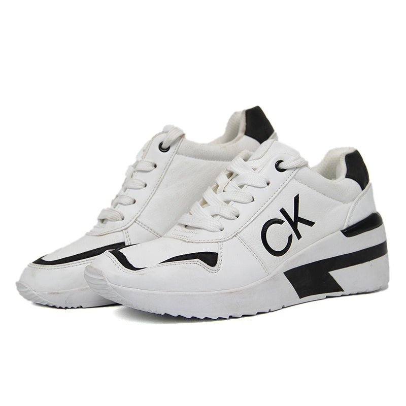 CALVIN KLEIN WOMEN SHOES Size 37.5 ROW145 - Runner
