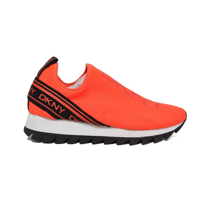 DKNY WOMEN SHOES Size 40.5 ROW18 - Runner
