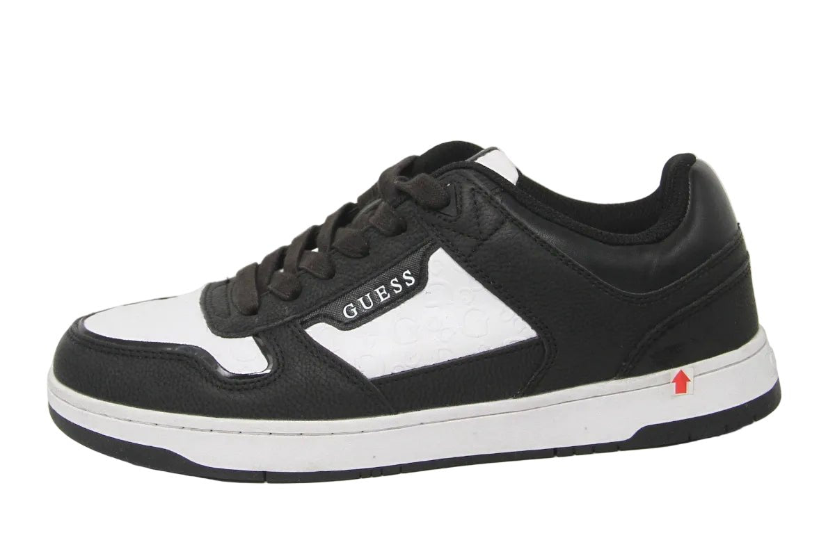 GUESS MEN SHOES Size 41 ROM681