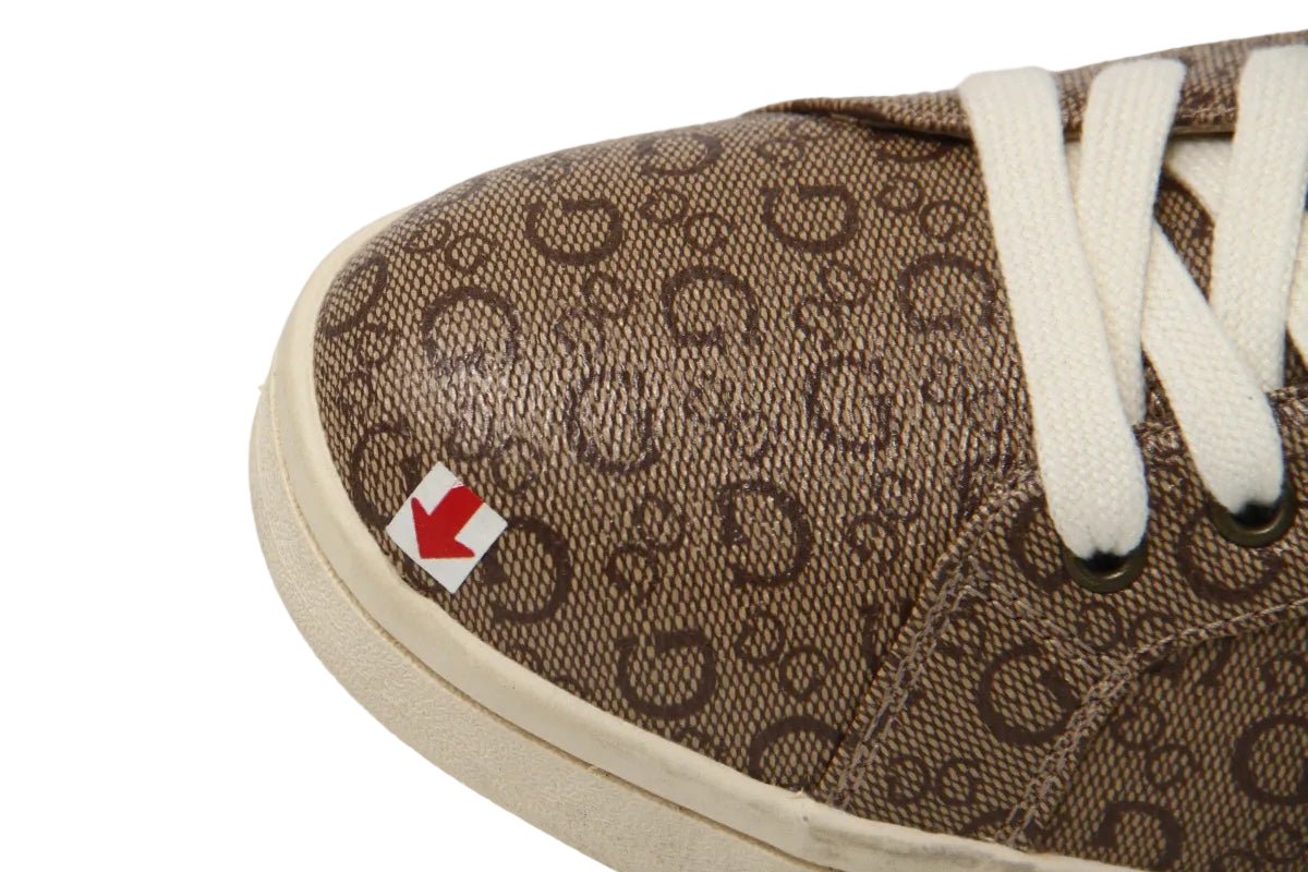 GUESS MEN SHOES Size 42.5 ROM126 - Runner