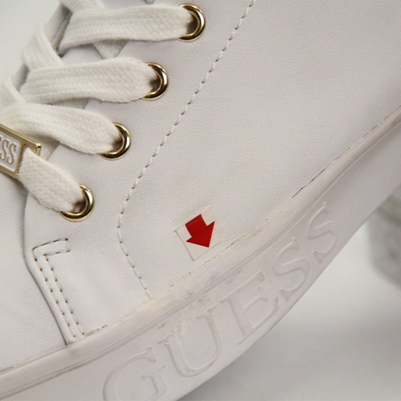 GUESS WOMEN SHOES Size 38 ROW22 - Runner