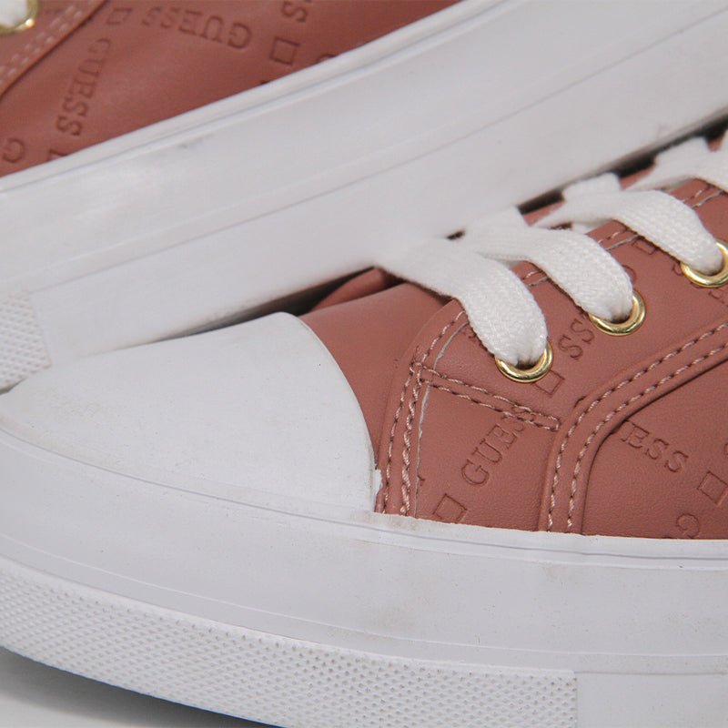 GUESS WOMEN SHOES Size 39 ROW421