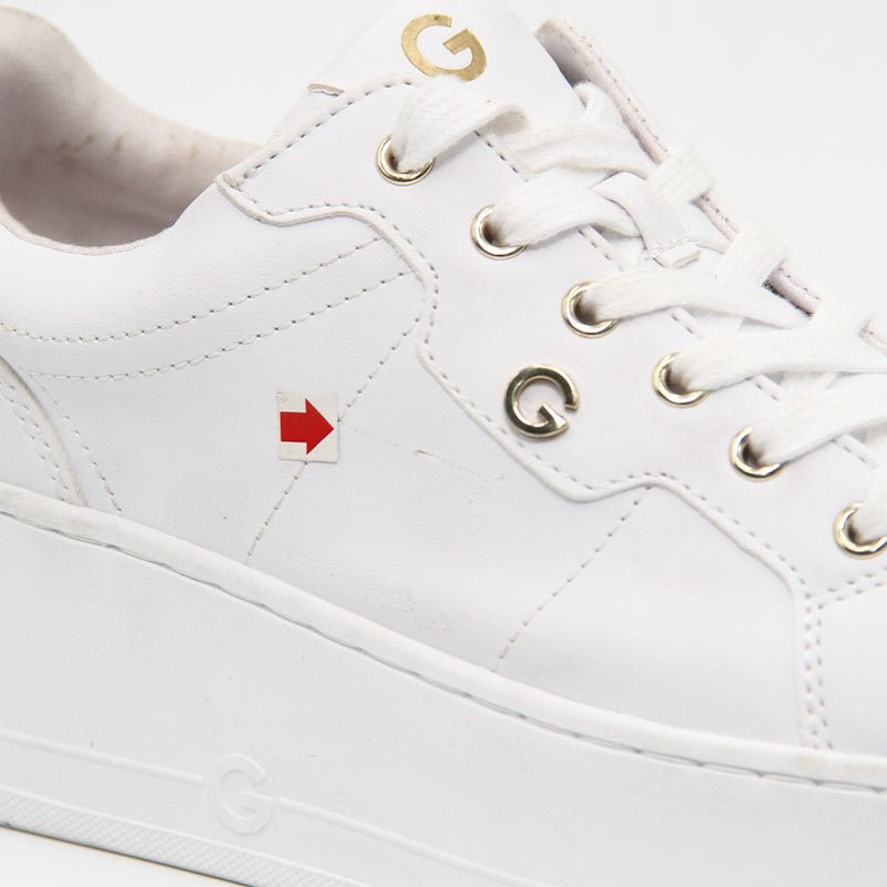 GUESS WOMEN SHOES Size 40 ROW147 - Runner