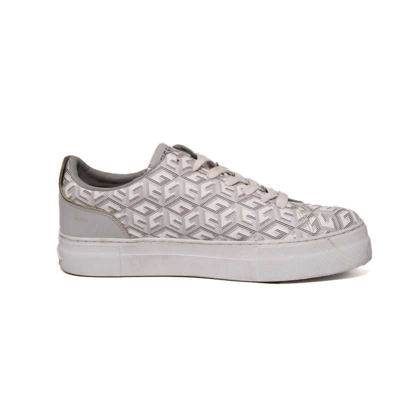 GUESS WOMEN SHOES Size 41 ROW113 - Runner